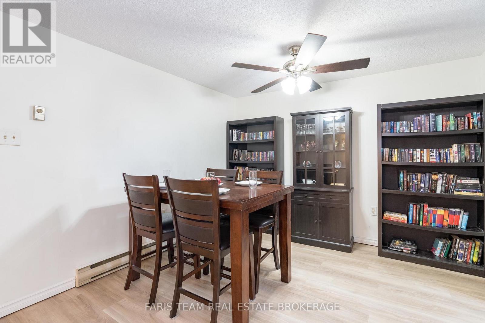 6 Pheasant Trail, Barrie, ON - Indoor