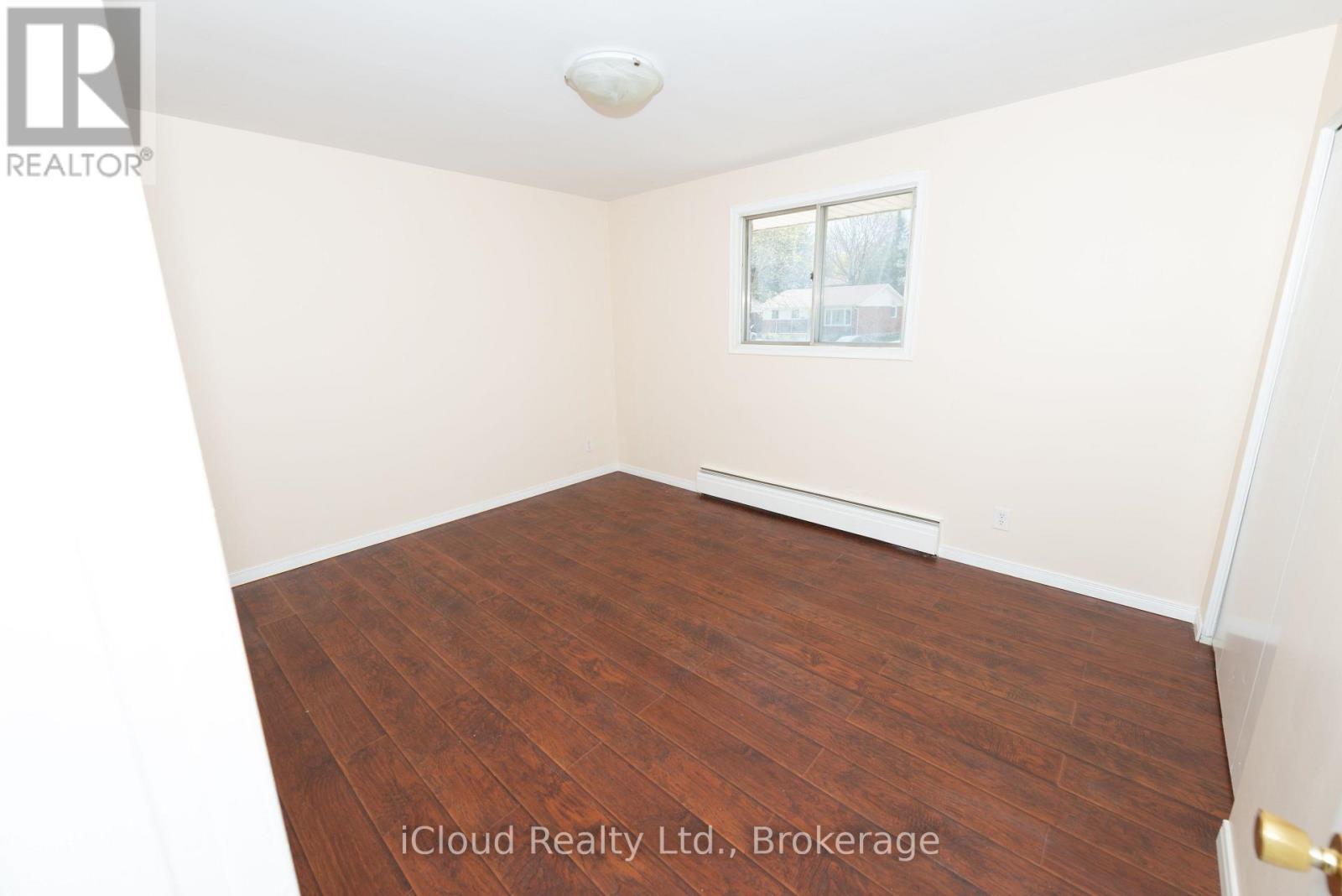 Bedroom 2 - 536 Glen Forrest Boulevard, Waterloo, ON - Indoor Photo Showing Other Room