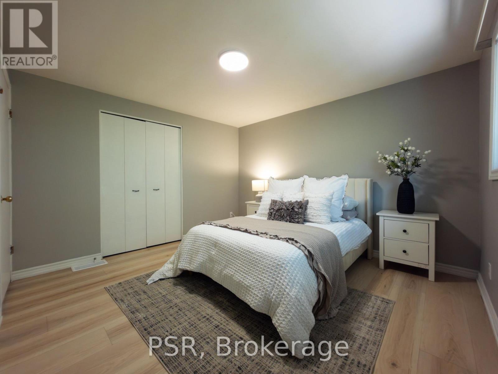 11 Elmsdale Drive, Kitchener, ON - Indoor Photo Showing Bedroom