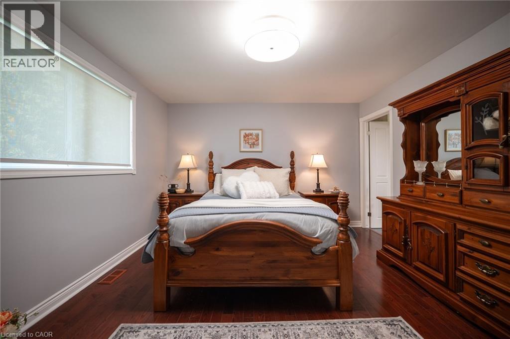 1613 Haldibrook Road, Haldimand County, ON - Indoor Photo Showing Bedroom