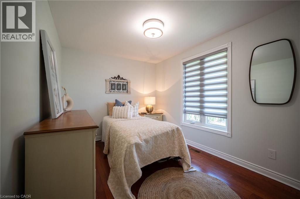 1613 Haldibrook Road, Haldimand County, ON - Indoor Photo Showing Bedroom