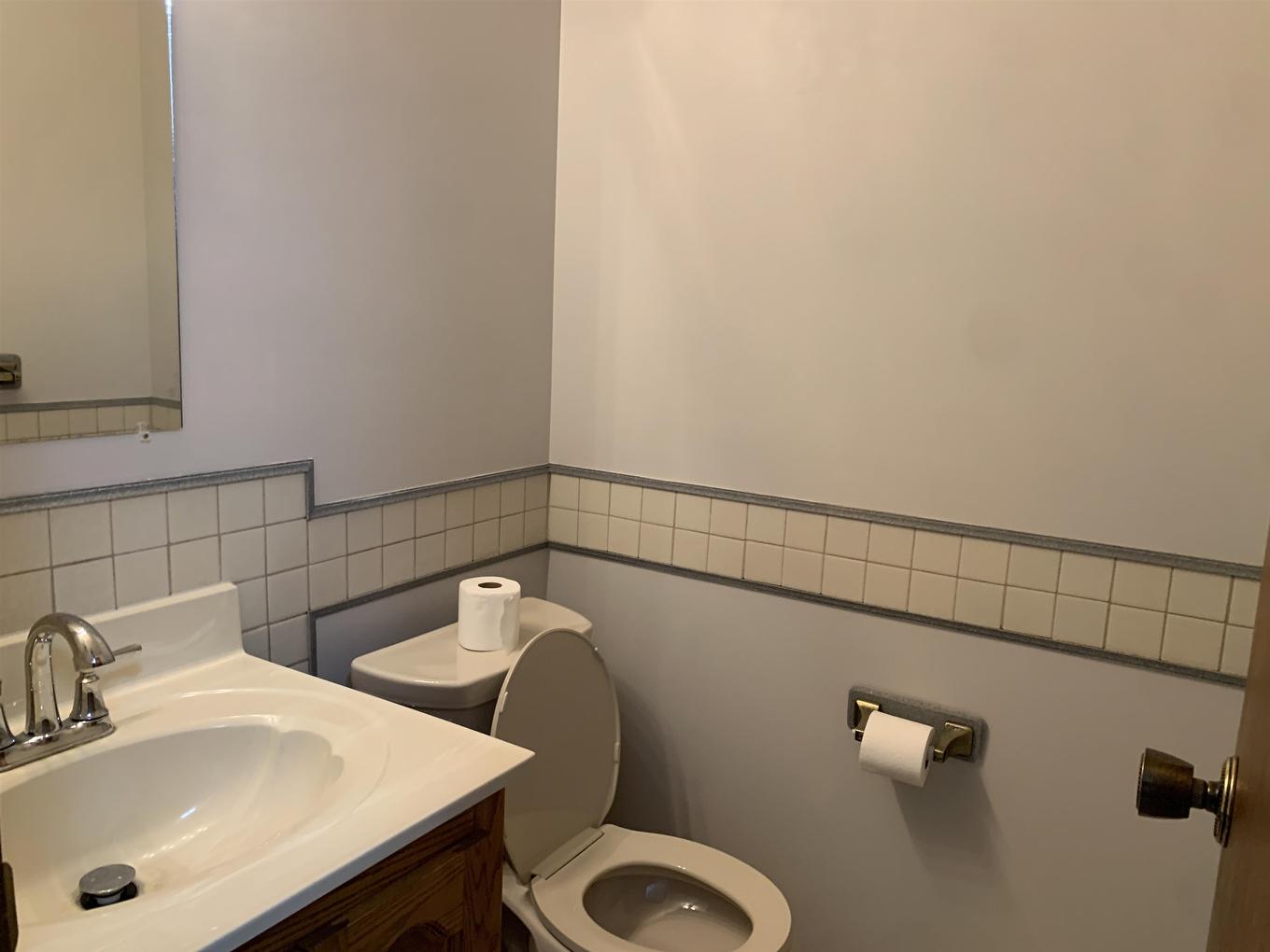 3165-20Th Side Road, Thunder Bay, ON - Indoor Photo Showing Bathroom