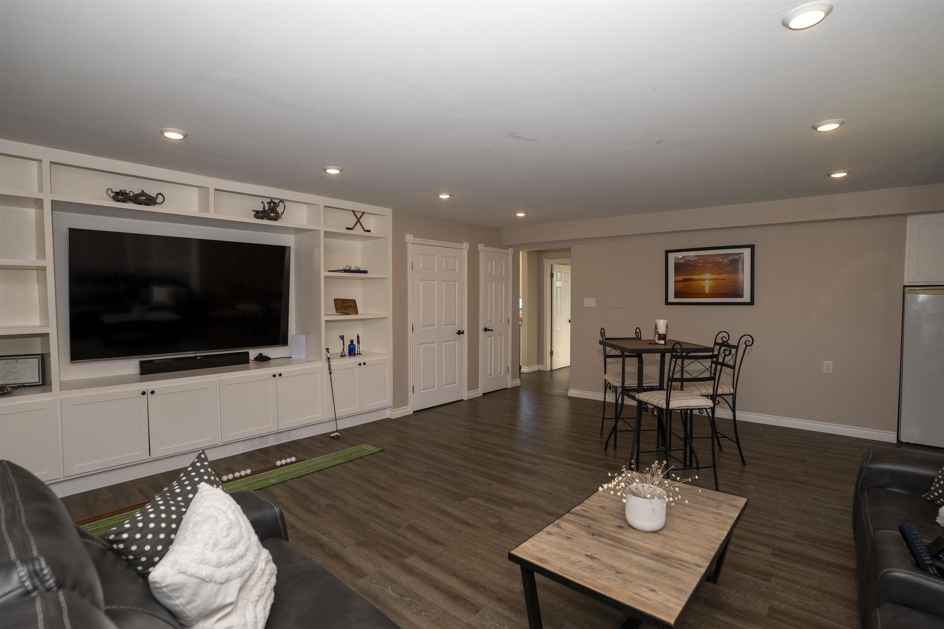 26 Margaret St S, Neebing, ON