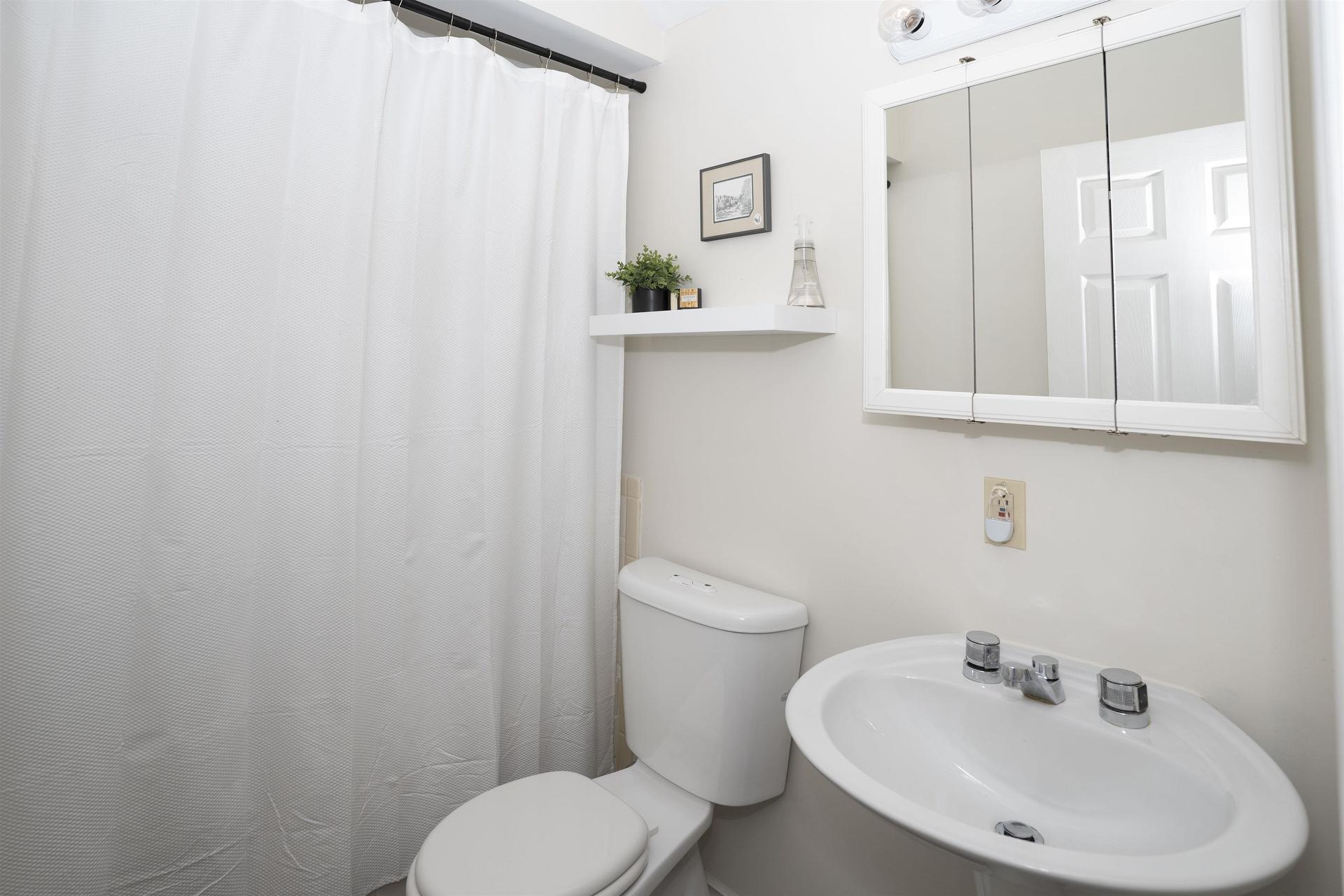 26 Margaret St S, Neebing, ON