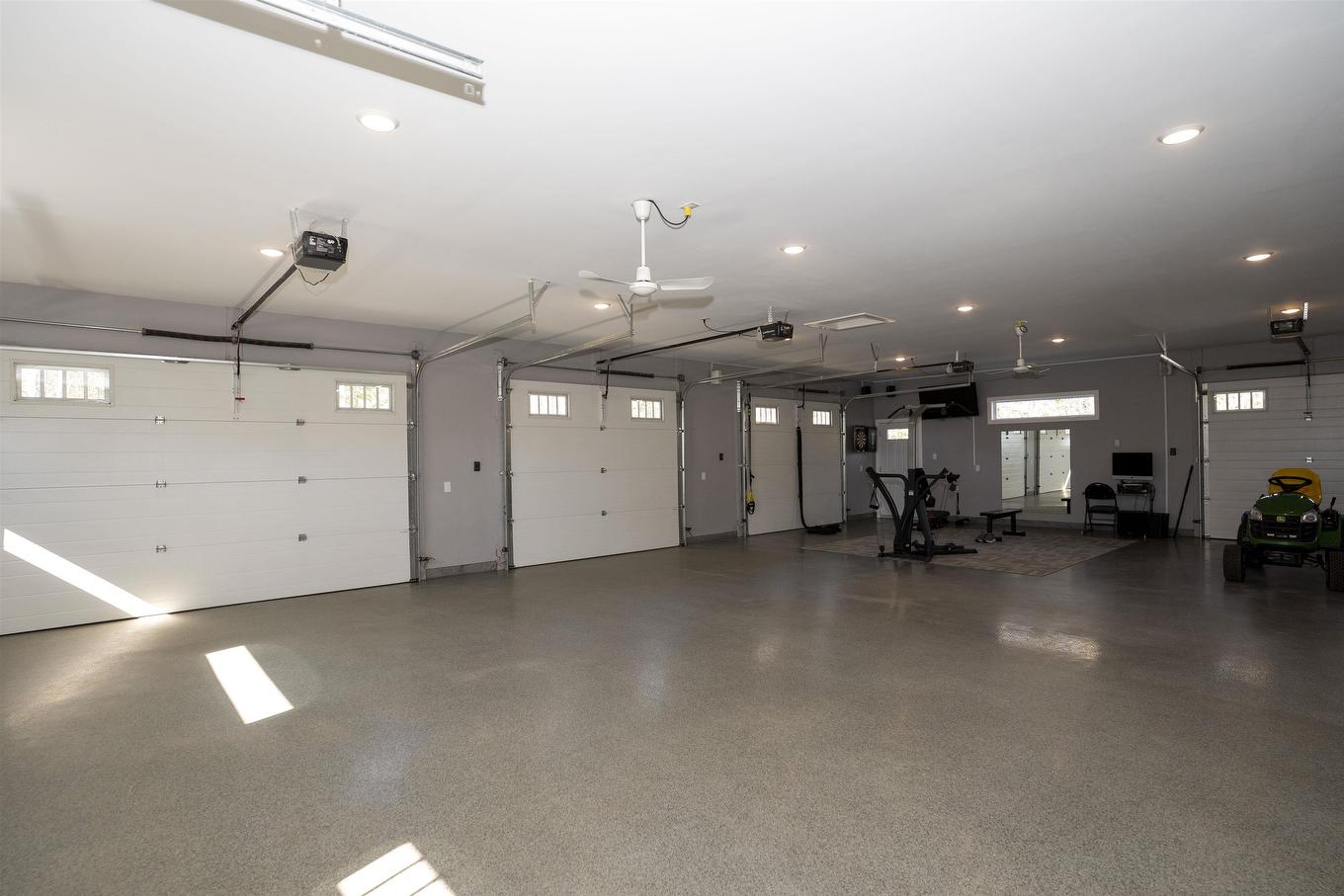 26 Margaret St S, Neebing, ON