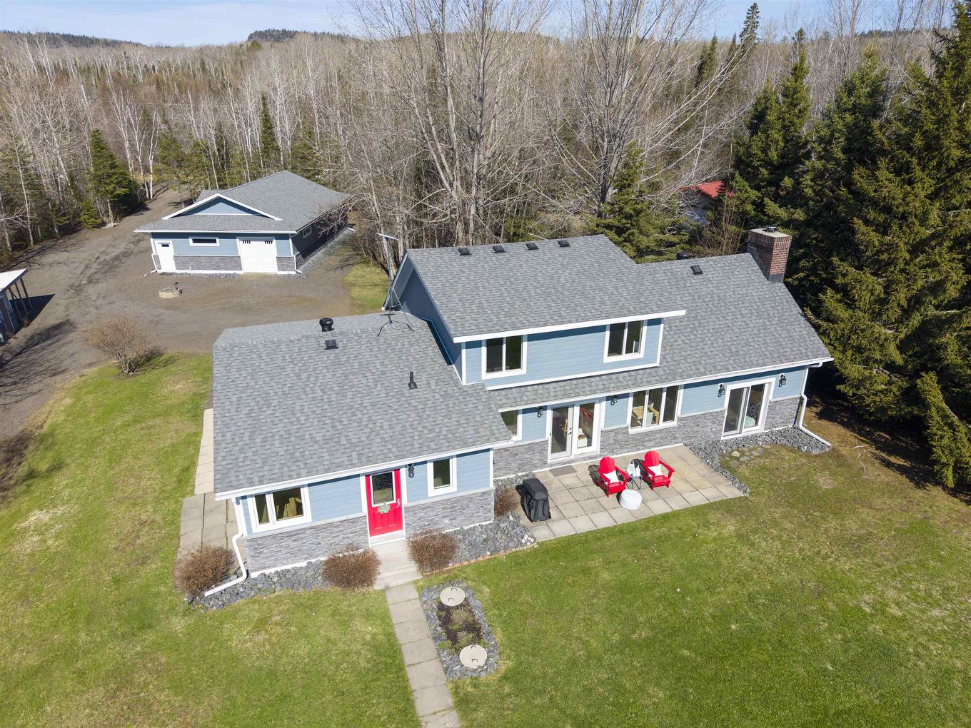 26 Margaret St S, Neebing, ON