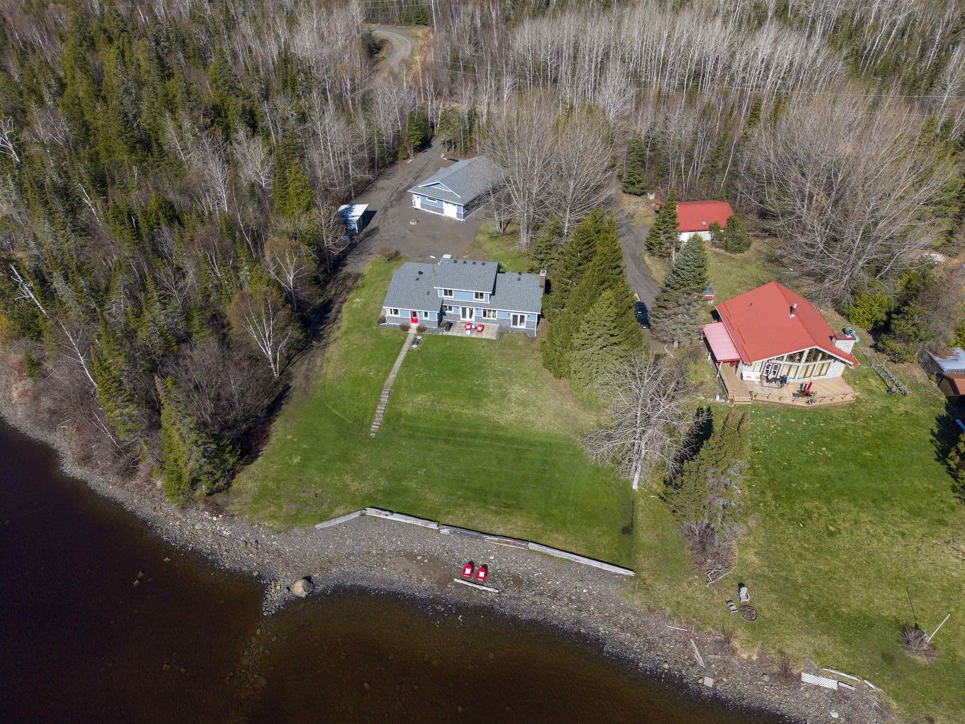 26 Margaret St S, Neebing, ON
