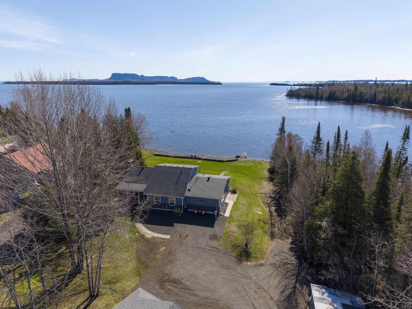 26 Margaret St S, Neebing, ON
