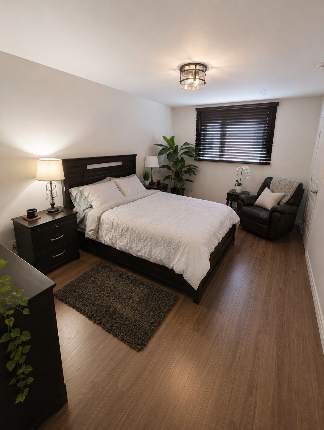 Master Bedroom - 100 Rue De La Maçonnerie, Châteauguay, QC - Indoor Photo Showing Bedroom