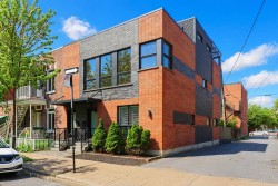 6215 - 6217 Av. Casgrain Montréal (Rosemont/La Petite-Patrie), QC H2S 2Z2