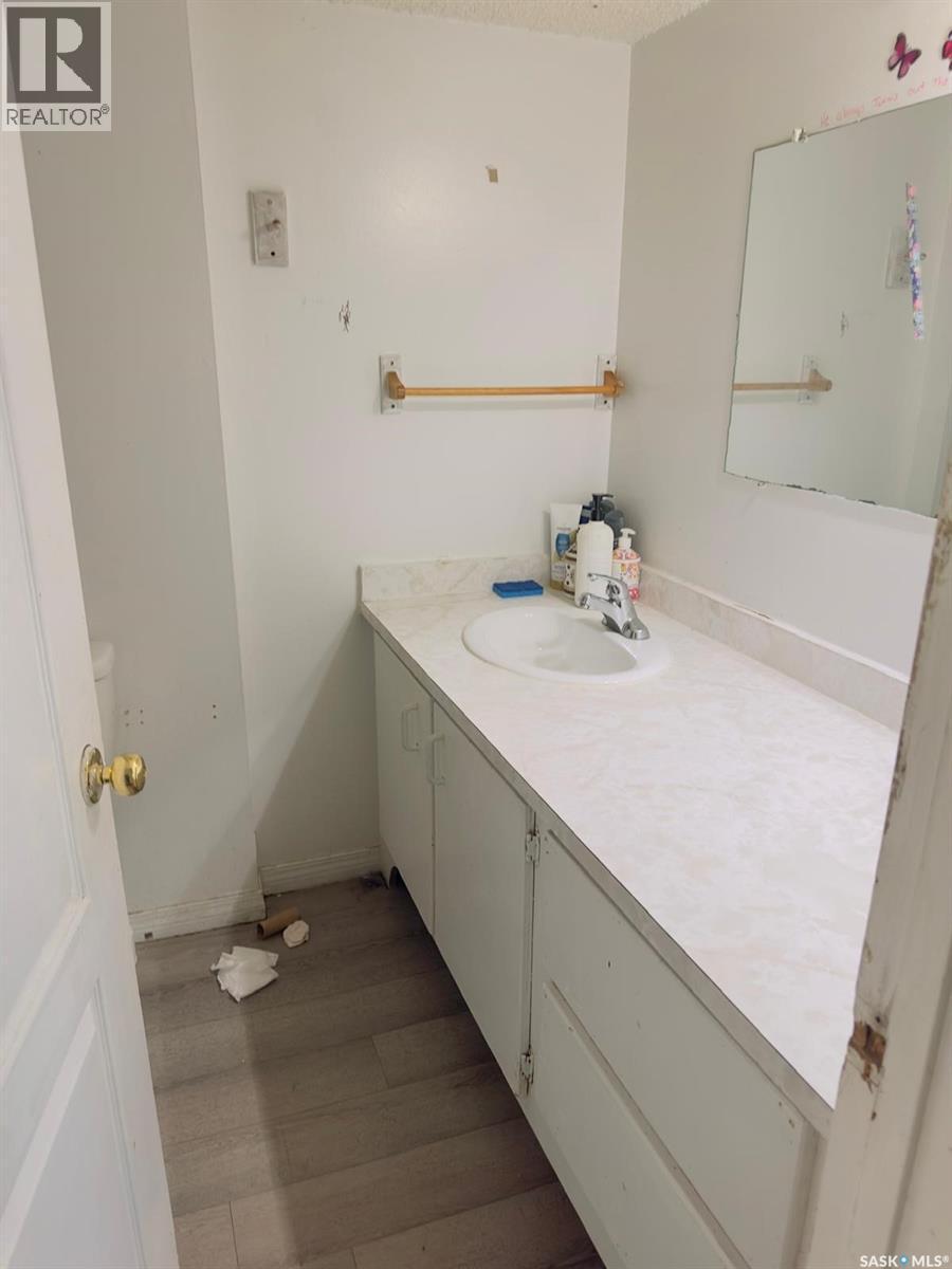 1607 Acadia Drive, Saskatoon, SK - Indoor Photo Showing Bathroom