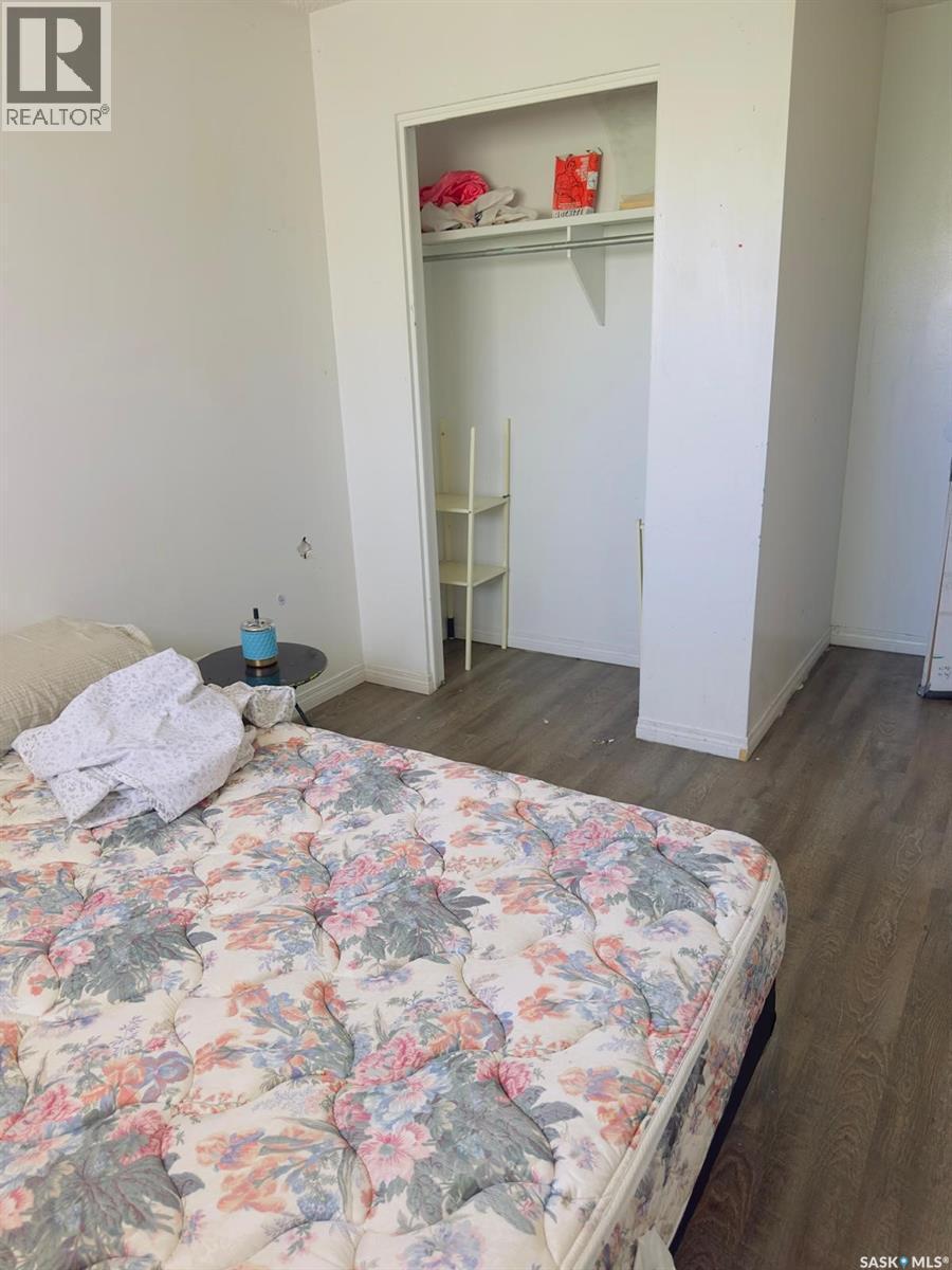 1607 Acadia Drive, Saskatoon, SK - Indoor Photo Showing Bedroom