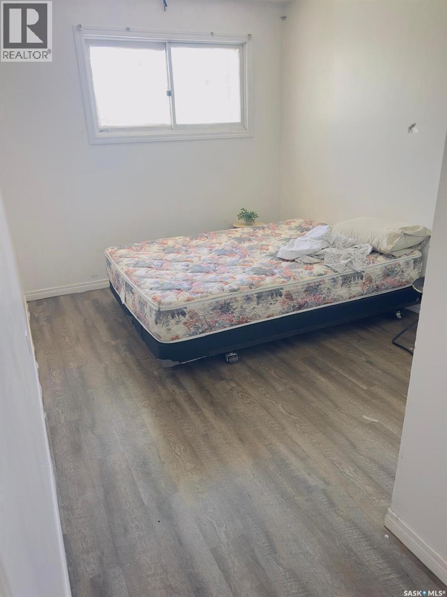 1607 Acadia Drive, Saskatoon, SK - Indoor Photo Showing Bedroom