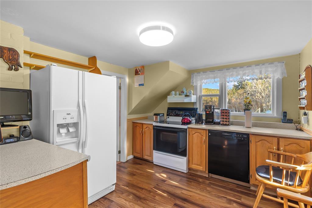 9 Gushue'S Road, Conception Harbour, NL - Indoor Photo Showing Kitchen