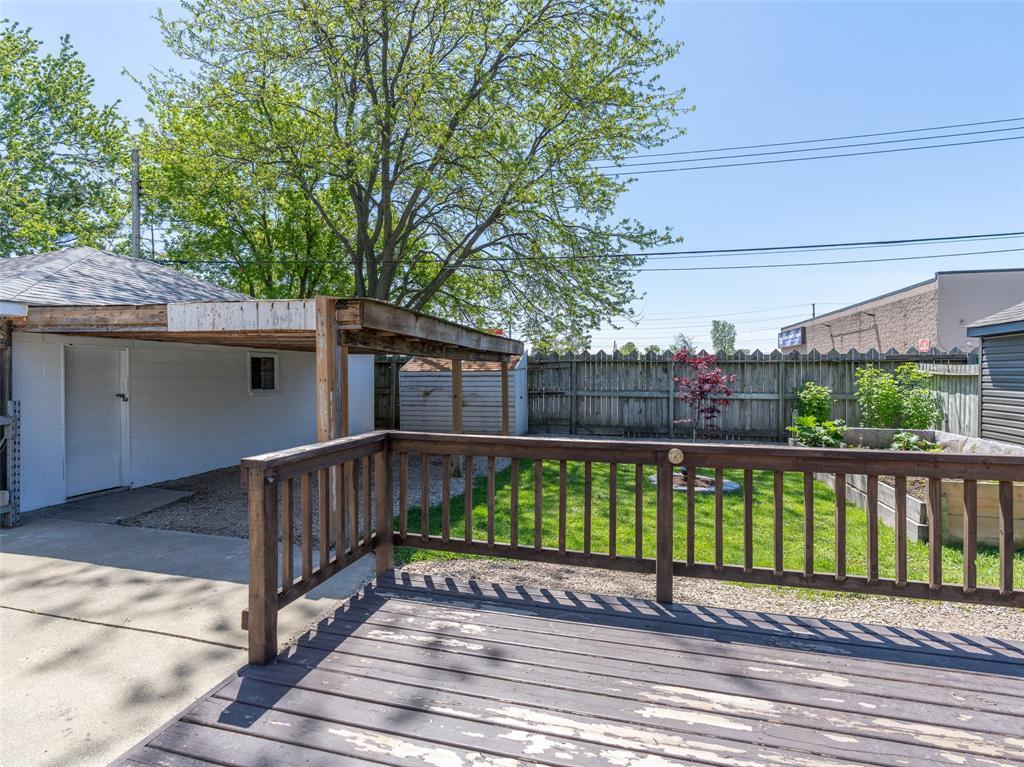 1081 Laurier Crescent, Sarnia, ON