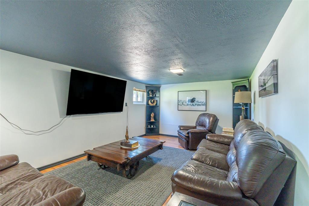 1081 Laurier Crescent, Sarnia, ON