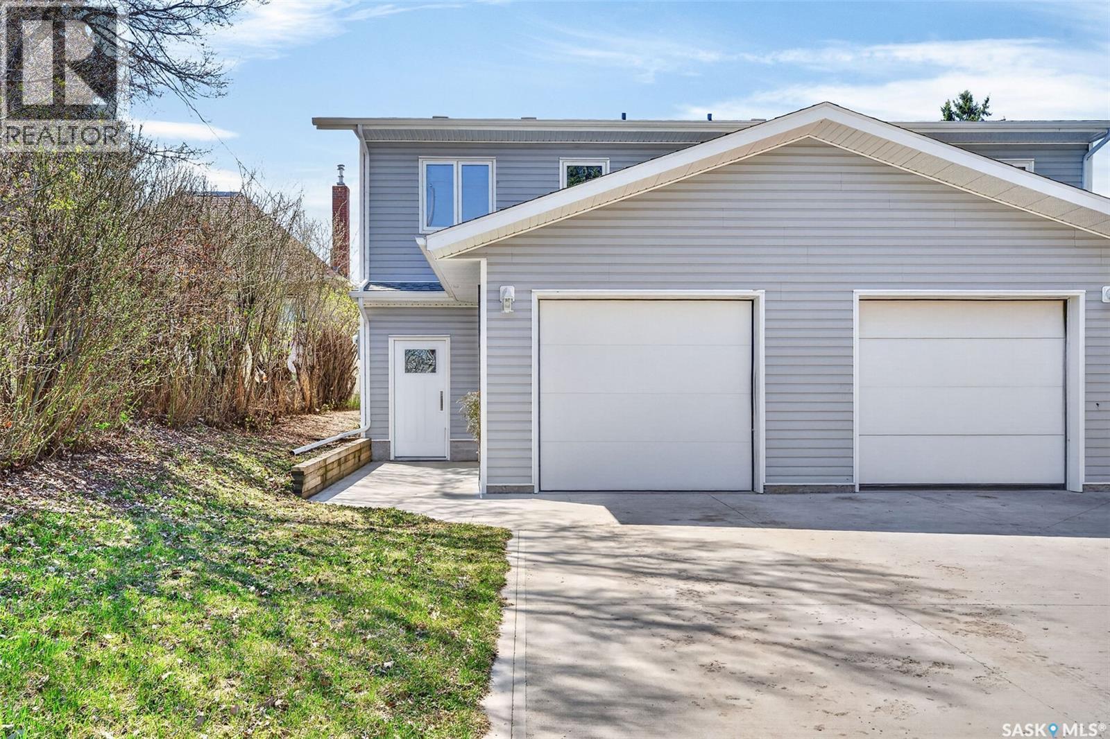 546 21St Street E, Prince Albert, SK - Outdoor With Exterior