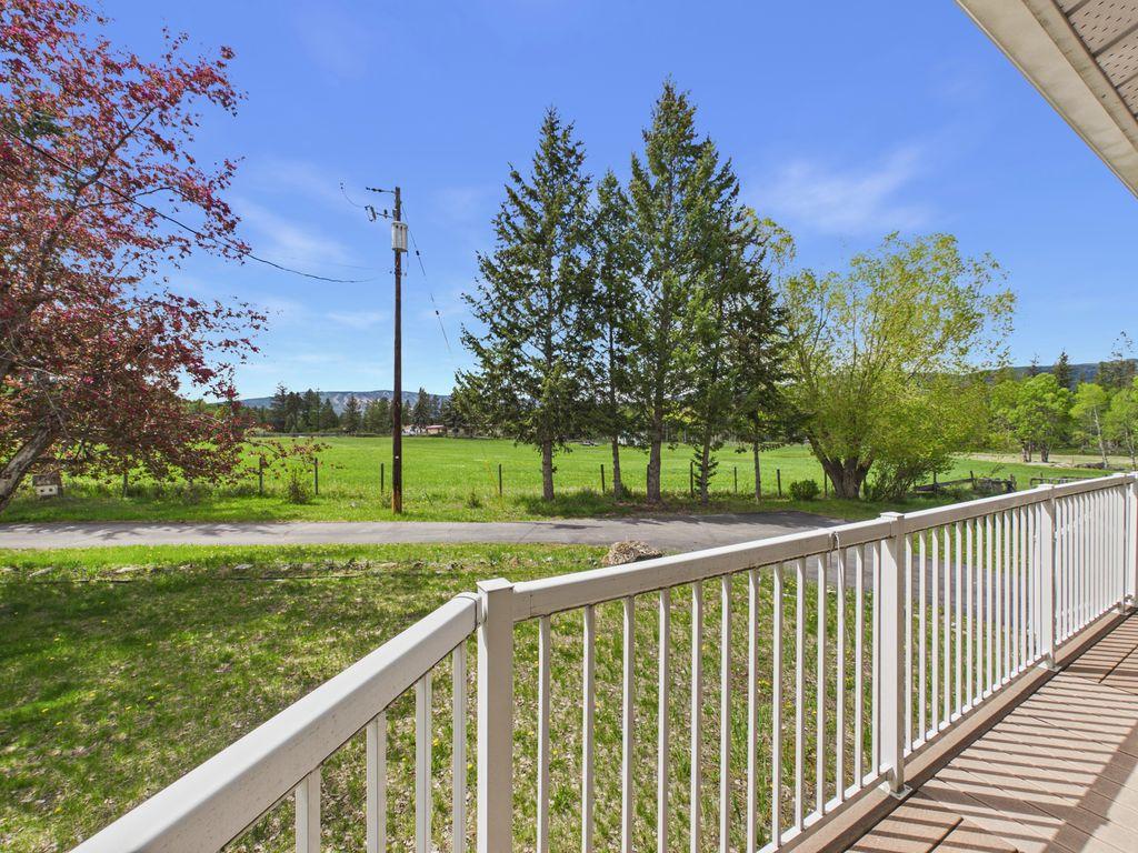 8489 Hwy 95A, Kimberley, BC - Outdoor
