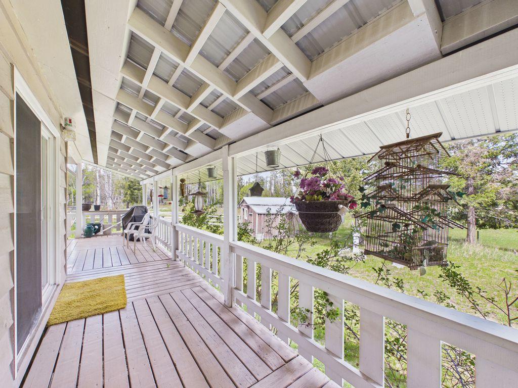 8489 Hwy 95A, Kimberley, BC - With Deck Patio Veranda
