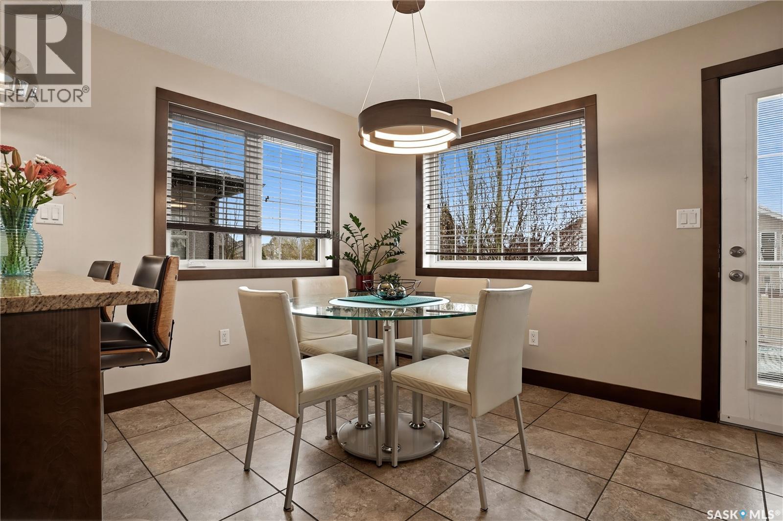 8034 Fairways West Drive, Regina, SK - Indoor Photo Showing Dining Room