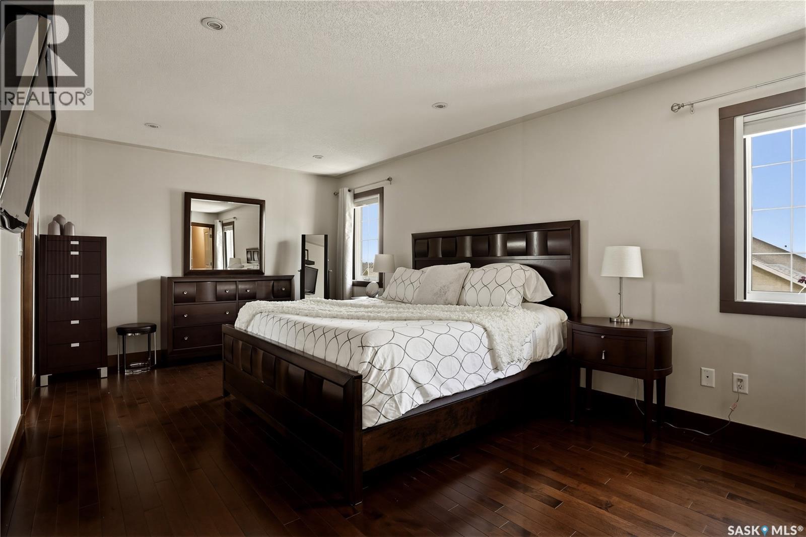 8034 Fairways West Drive, Regina, SK - Indoor Photo Showing Bedroom