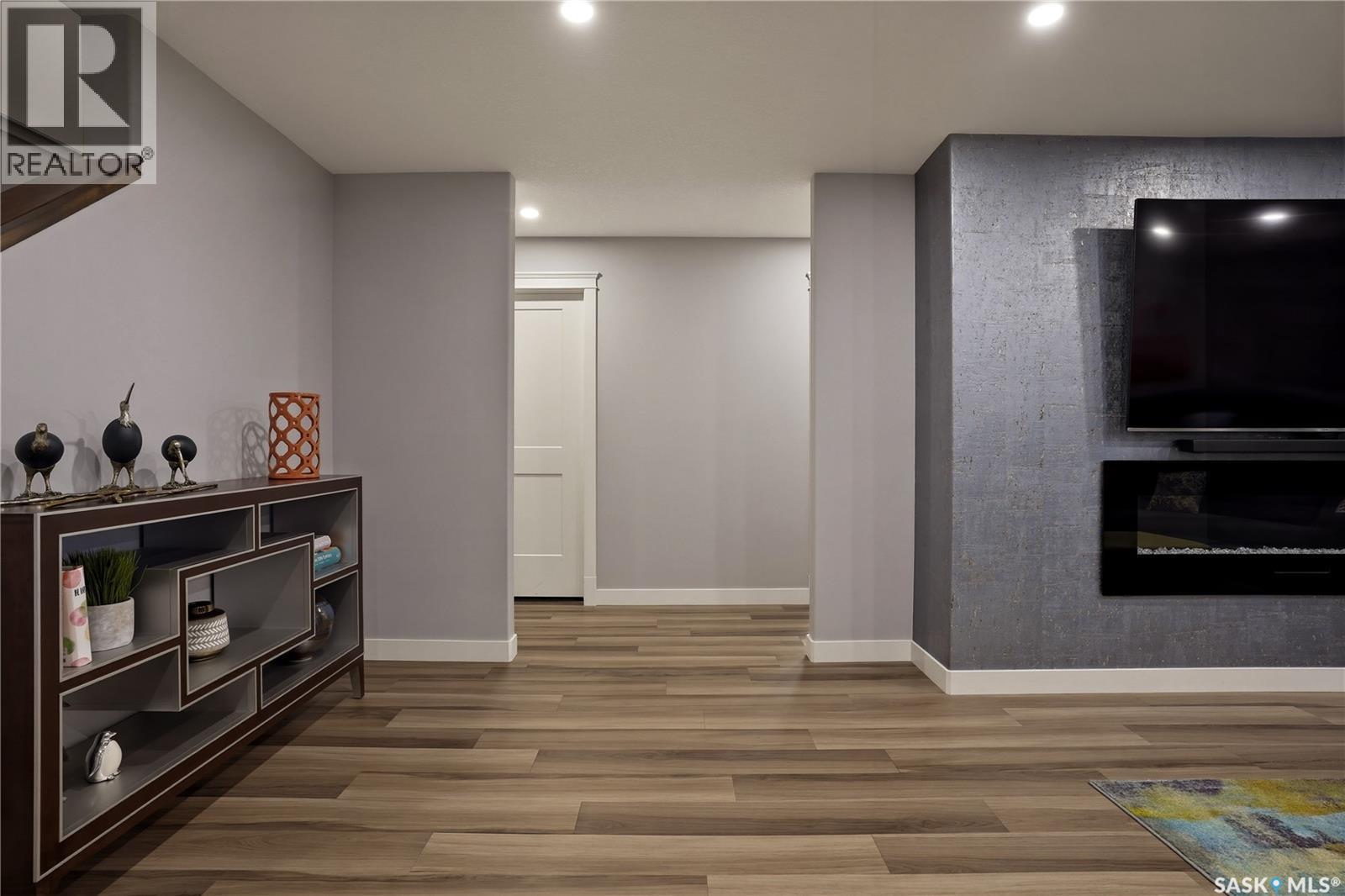 8034 Fairways West Drive, Regina, SK - Indoor Photo Showing Other Room