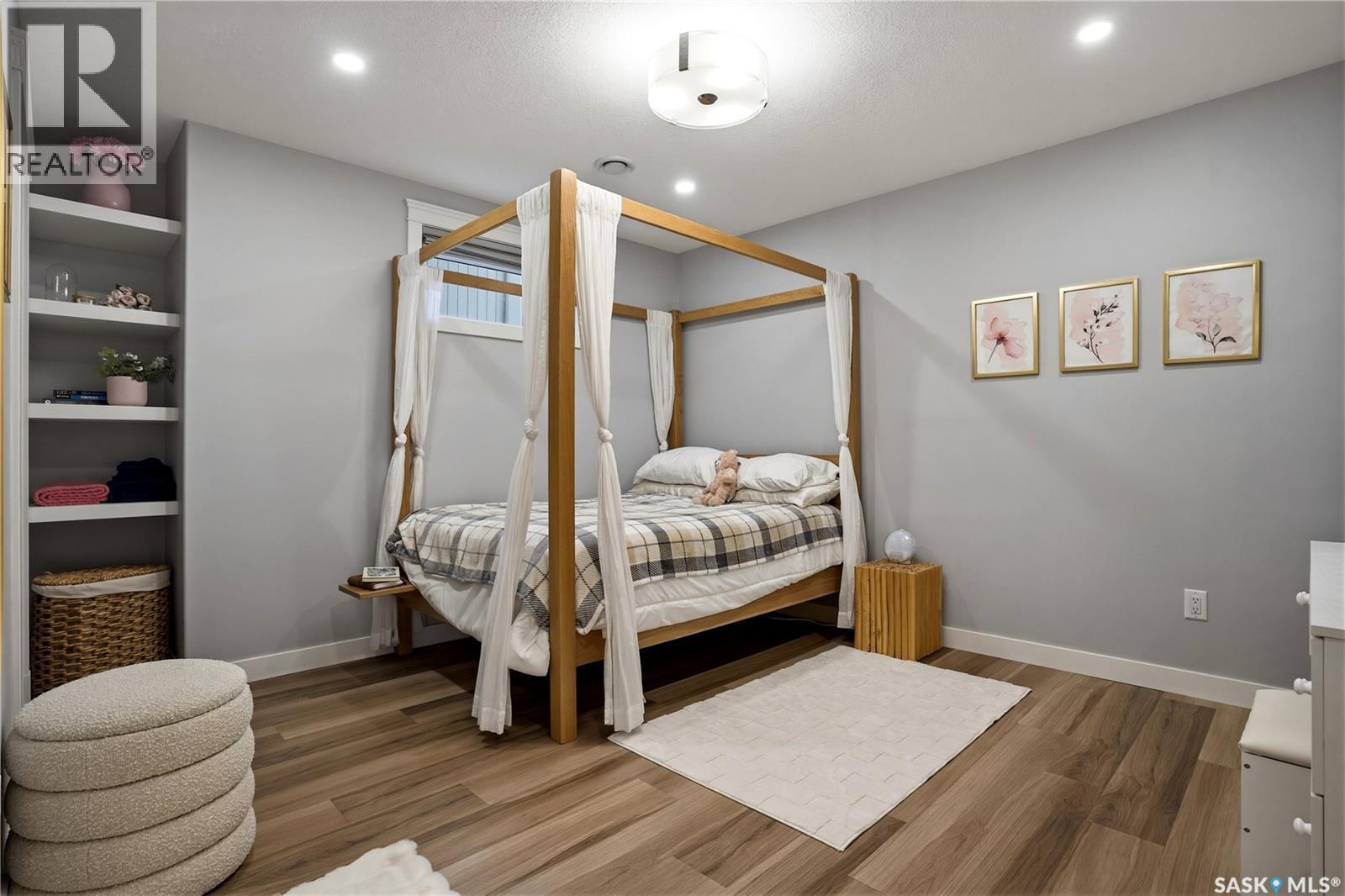 8034 Fairways West Drive, Regina, SK - Indoor Photo Showing Bedroom