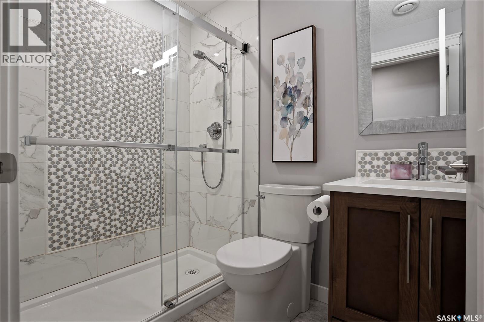 8034 Fairways West Drive, Regina, SK - Indoor Photo Showing Bathroom