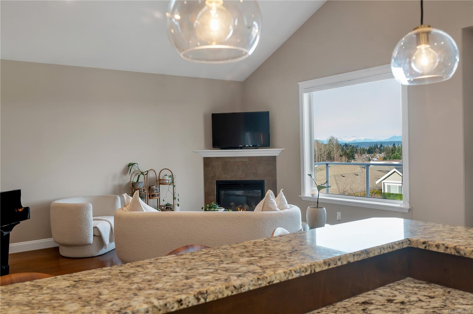 667 Nelson Rd, Campbell River, BC