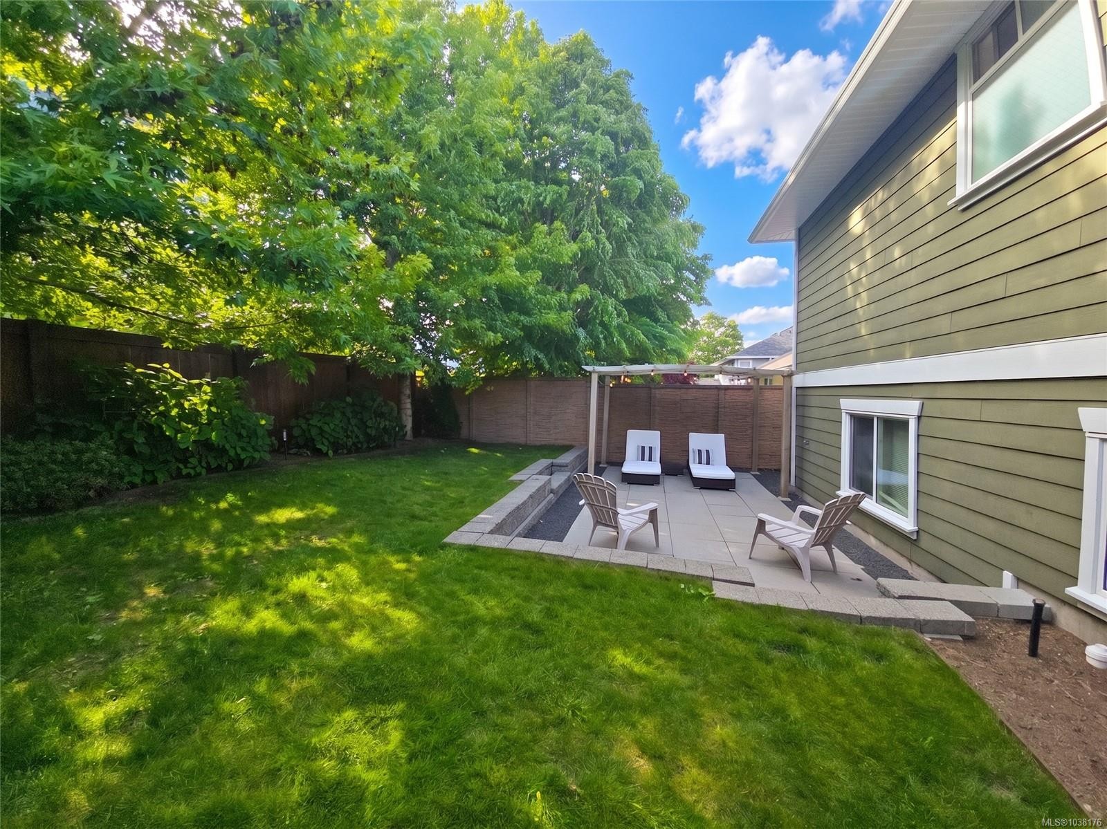 667 Nelson Rd, Campbell River, BC