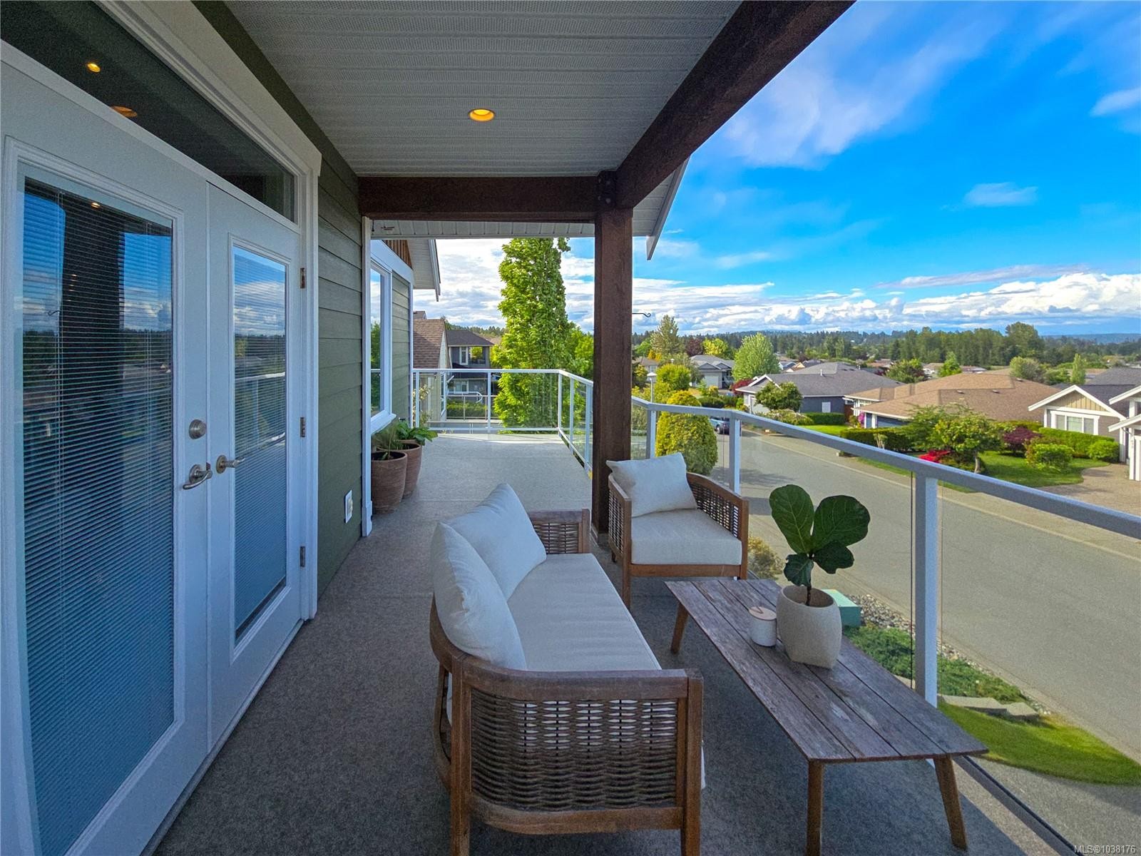 667 Nelson Rd, Campbell River, BC