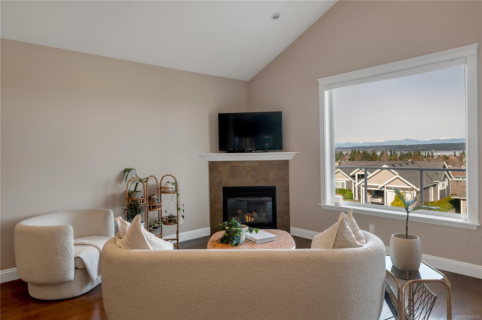 667 Nelson Rd, Campbell River, BC