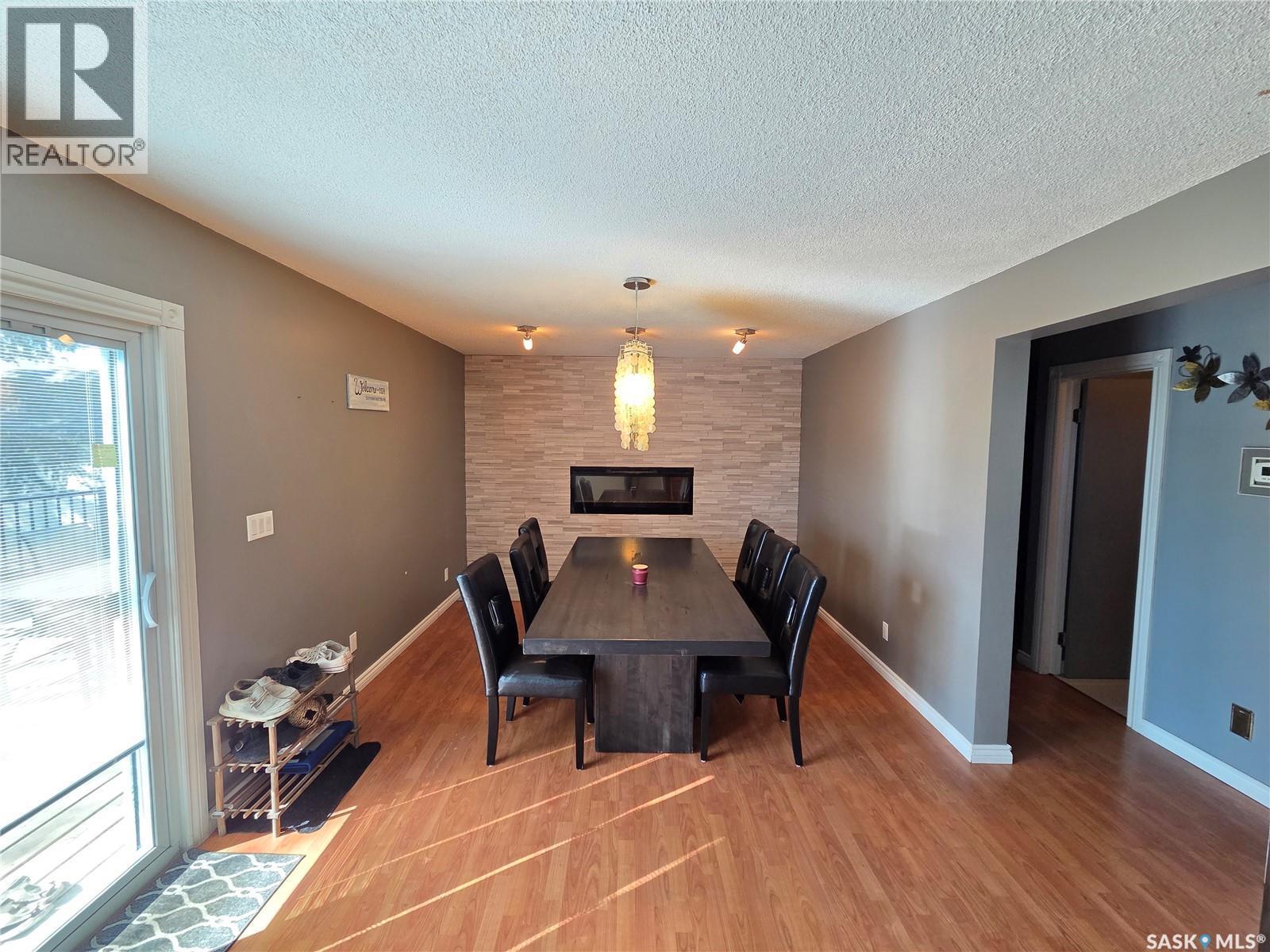 204 1St Street E, Carlyle, SK - Indoor Photo Showing Dining Room