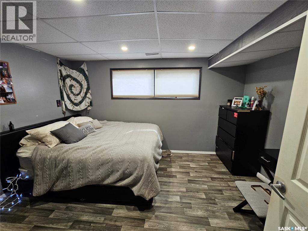 204 1St Street E, Carlyle, SK - Indoor Photo Showing Bedroom