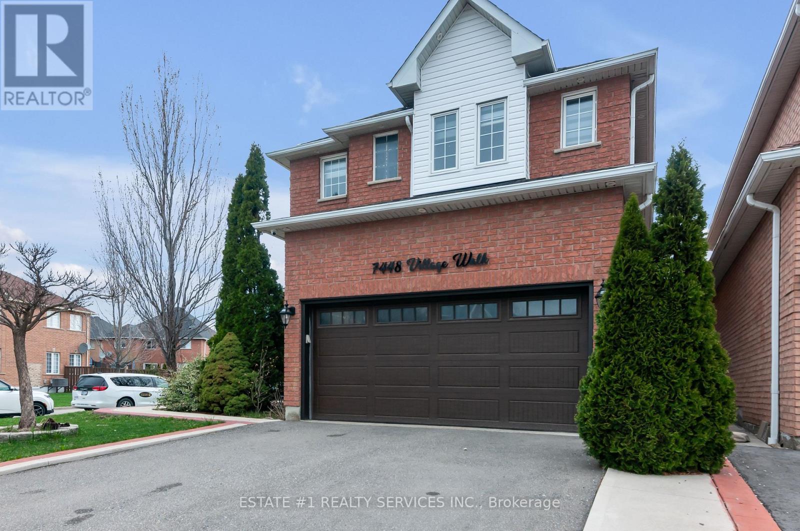 7448 Village Walk, Mississauga, ON - Outdoor