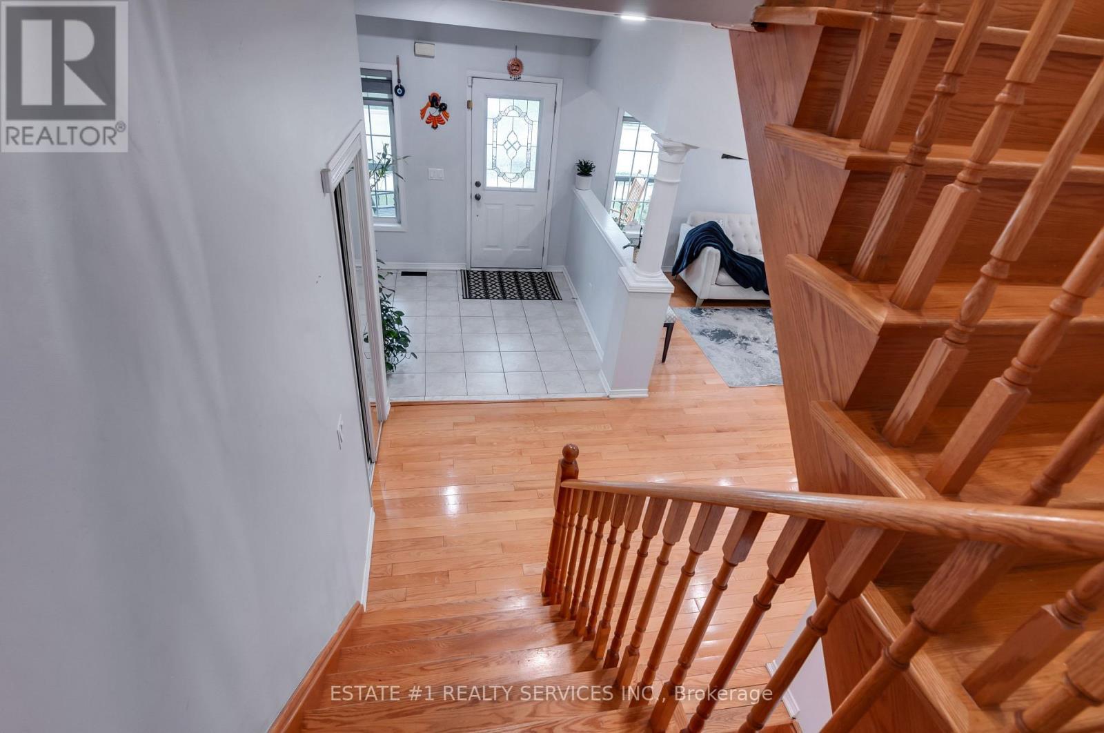 7448 Village Walk, Mississauga, ON - Indoor Photo Showing Other Room