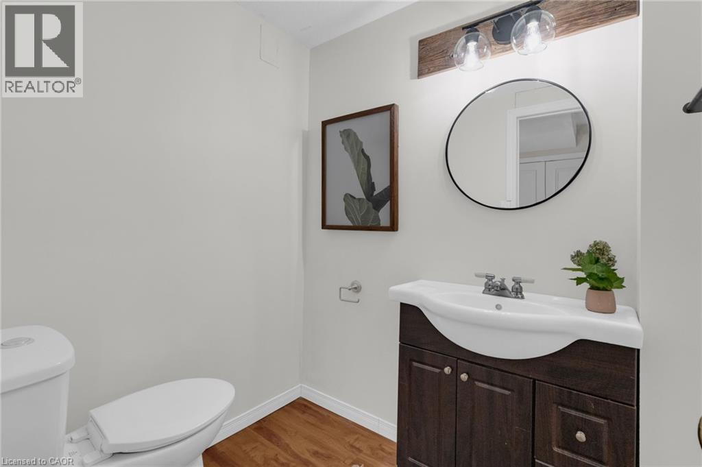 Basement 2pc Powder Room - 4 Parkside Crescent, Angus, ON - Indoor Photo Showing Bathroom