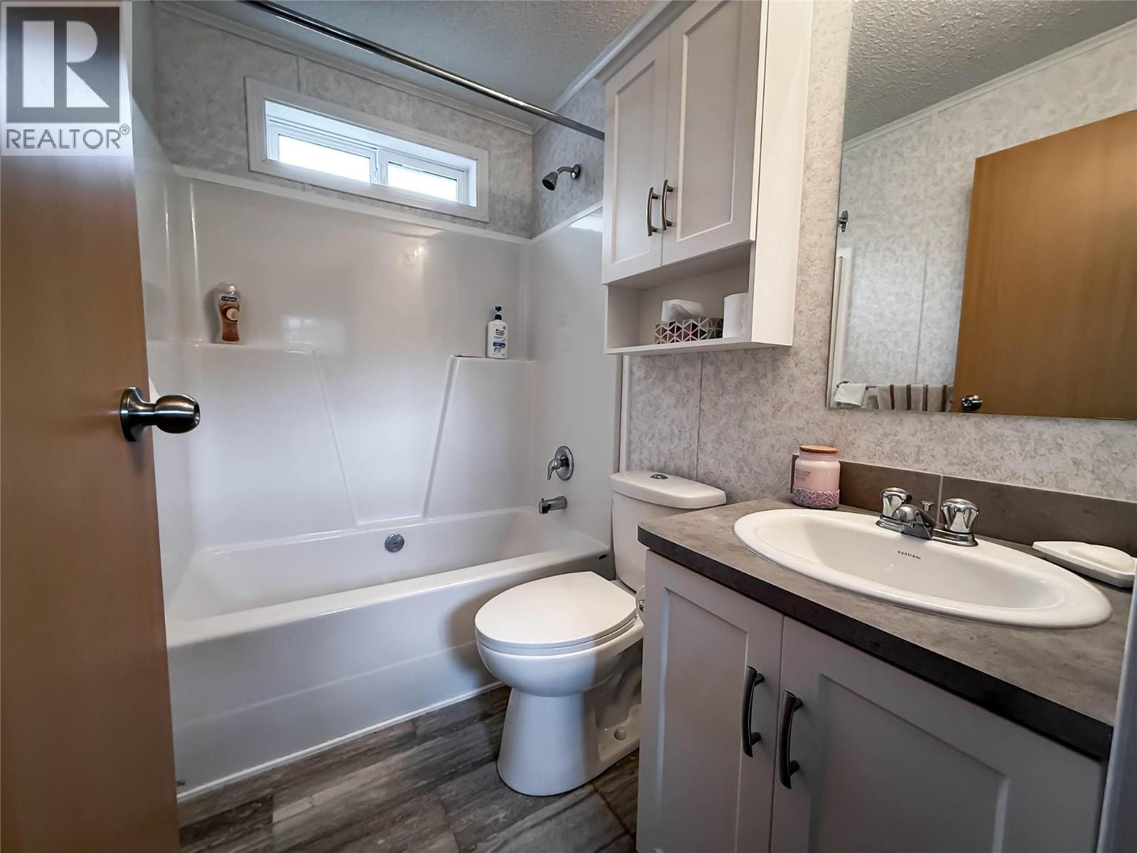 244 E Avenue Unit# 3, Kaslo, BC