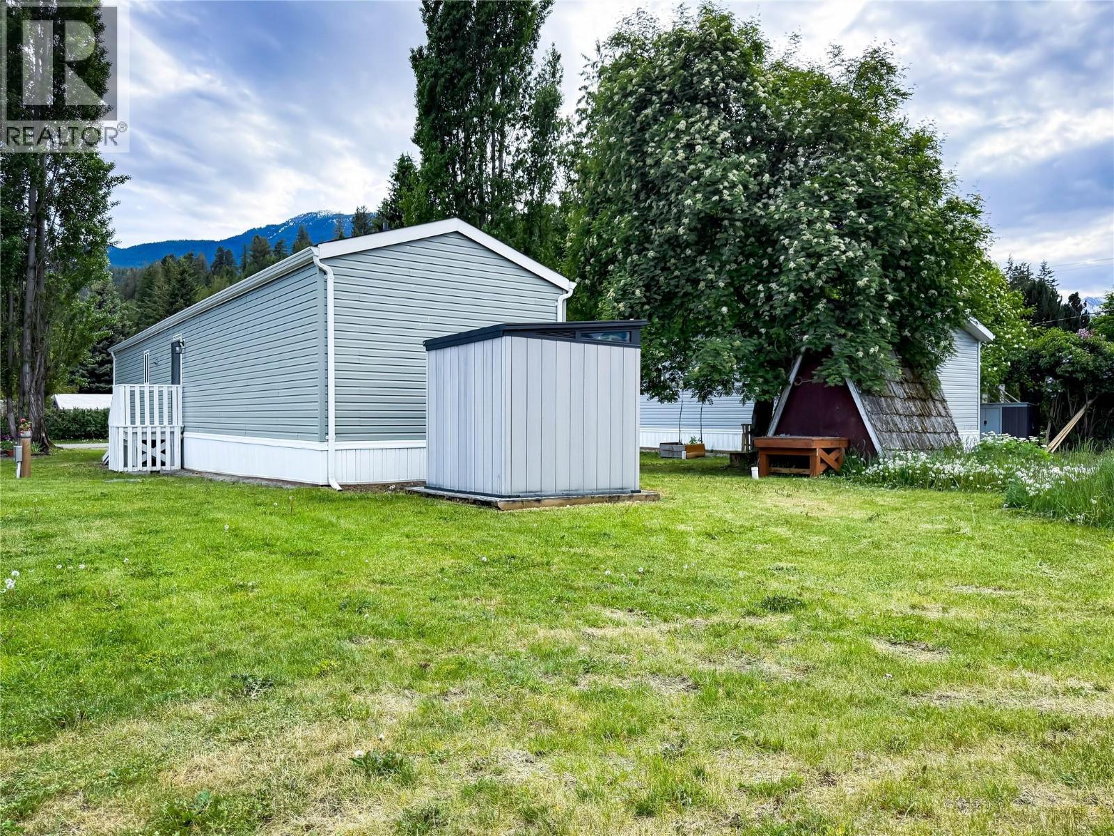 244 E Avenue Unit# 3, Kaslo, BC