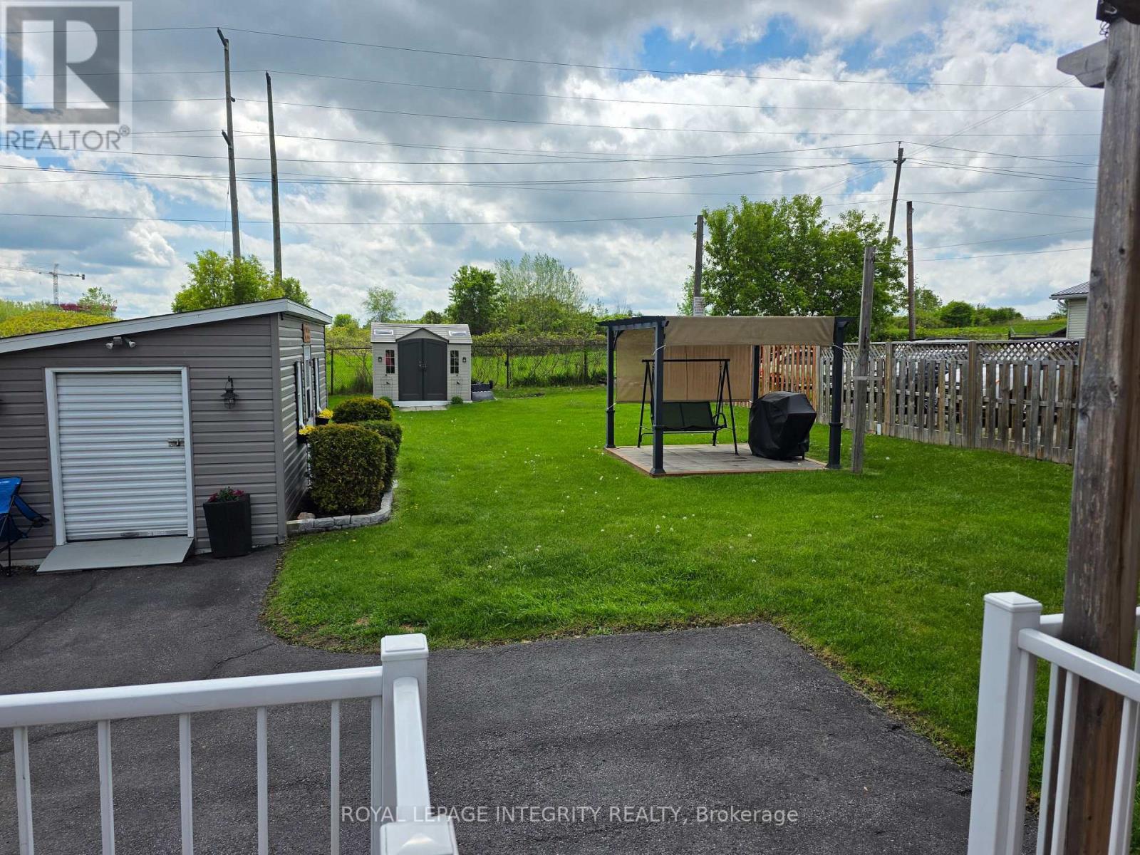 Great backyard, gazebo, patio - 145 Danis Avenue, Cornwall, ON - Outdoor