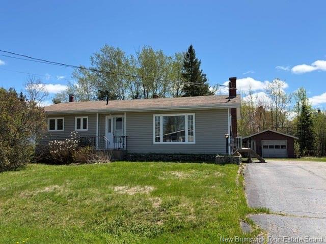 1091 James St, Bathurst, NB