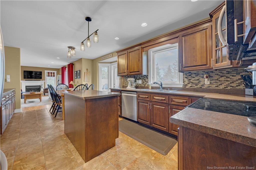 10 Granite Dr, Quispamsis, NB
