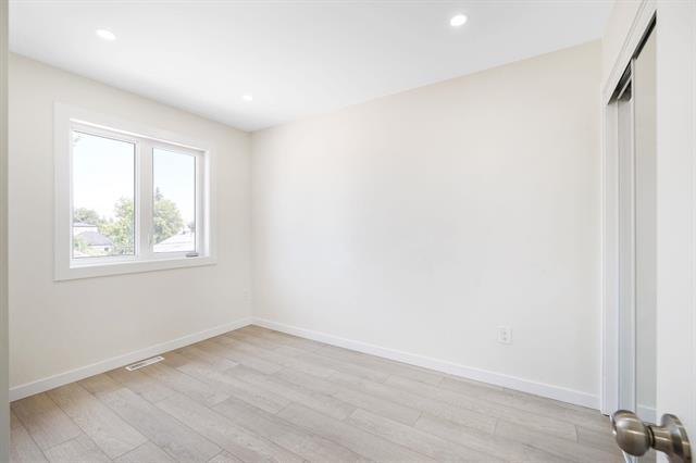 745 Moncton Ave, Winnipeg, MB