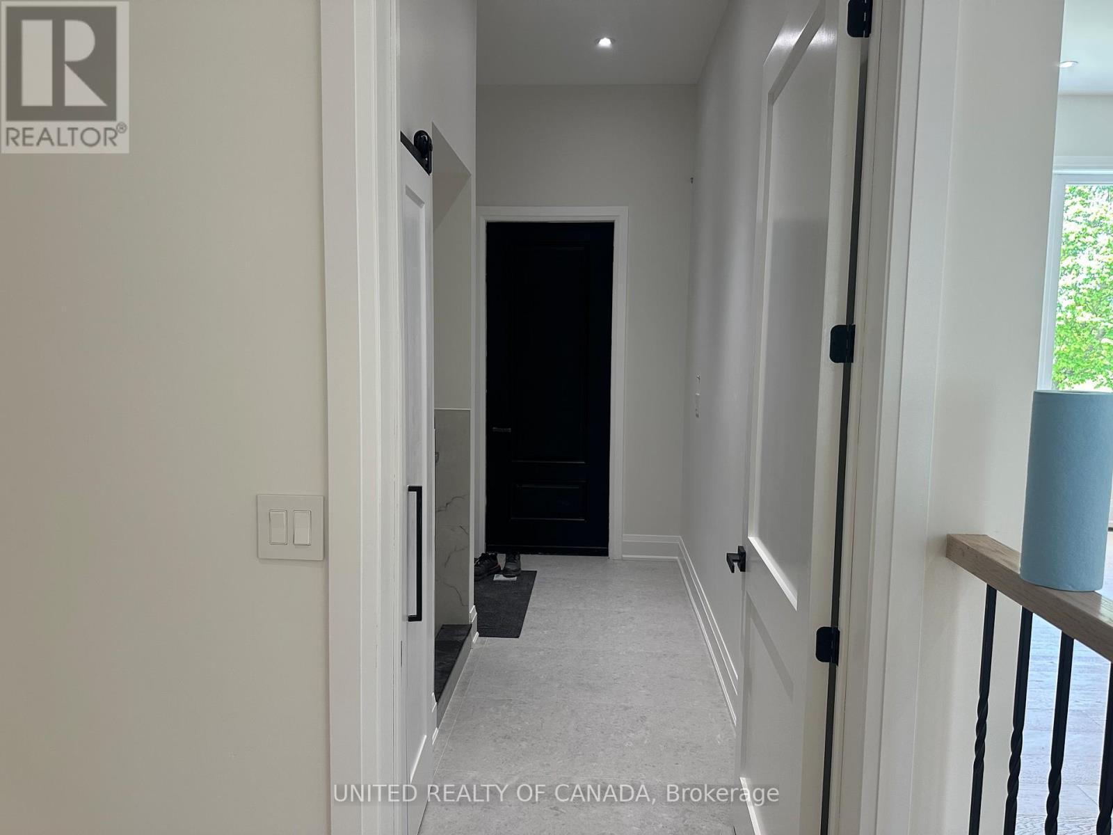 5 Cedar Crescent, Aurora, ON - Indoor Photo Showing Other Room