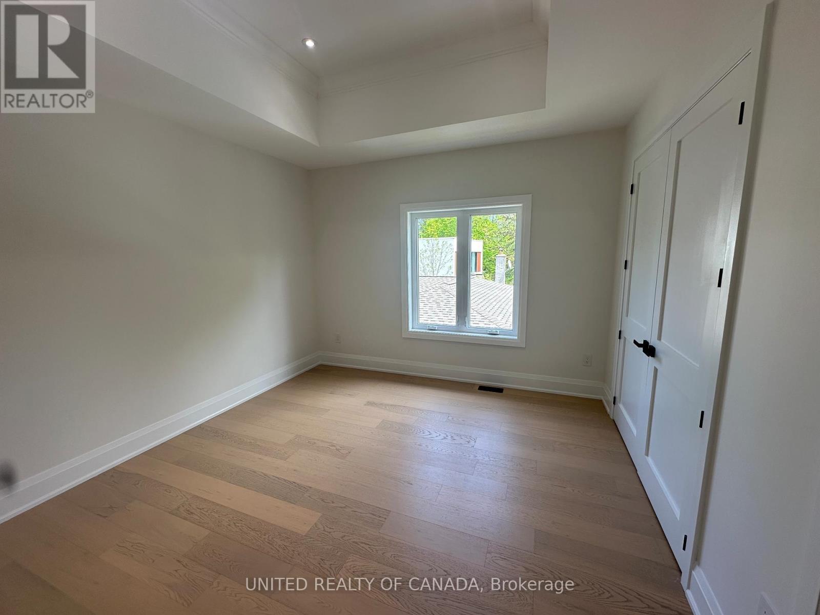 5 Cedar Crescent, Aurora, ON - Indoor Photo Showing Other Room