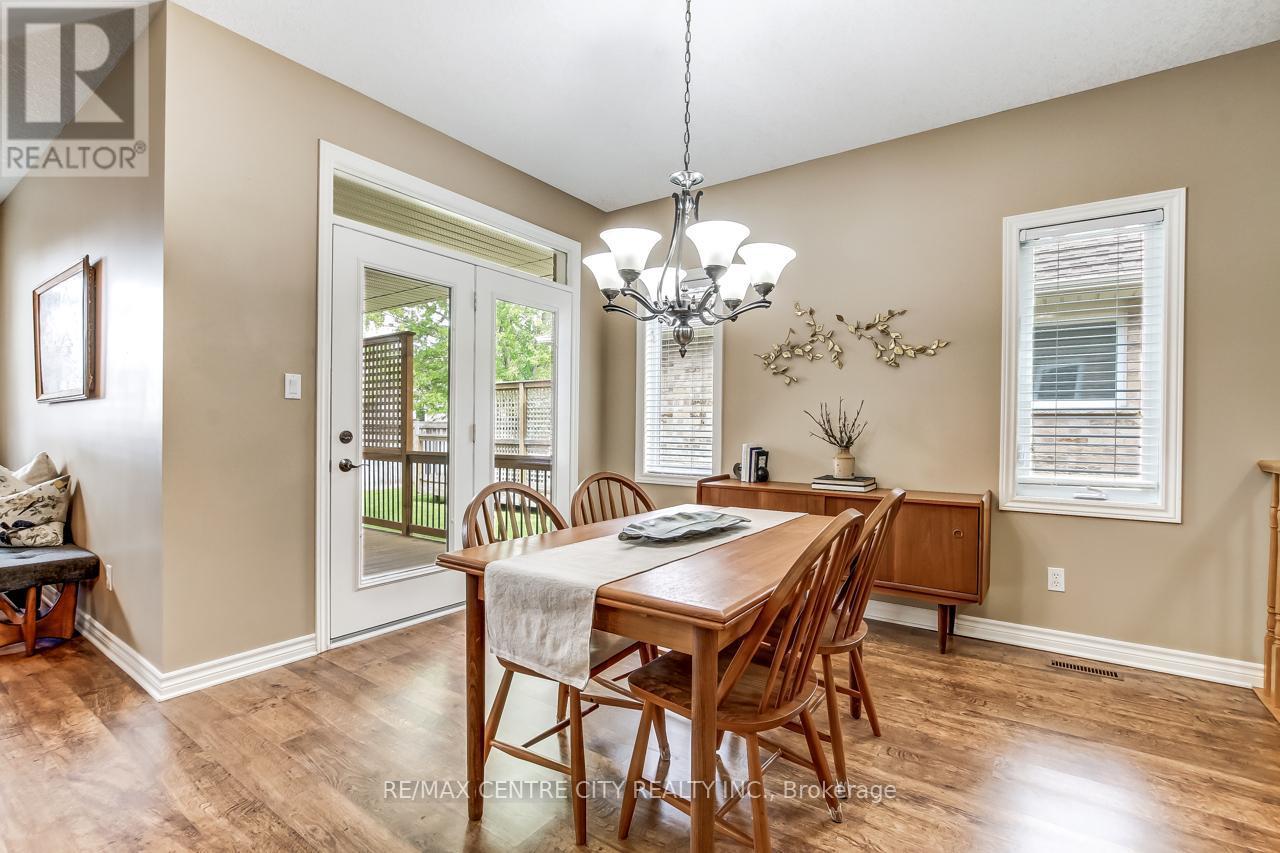 55 - 45 Lake Margaret Trail, St. Thomas, ON - Indoor Photo Showing Dining Room