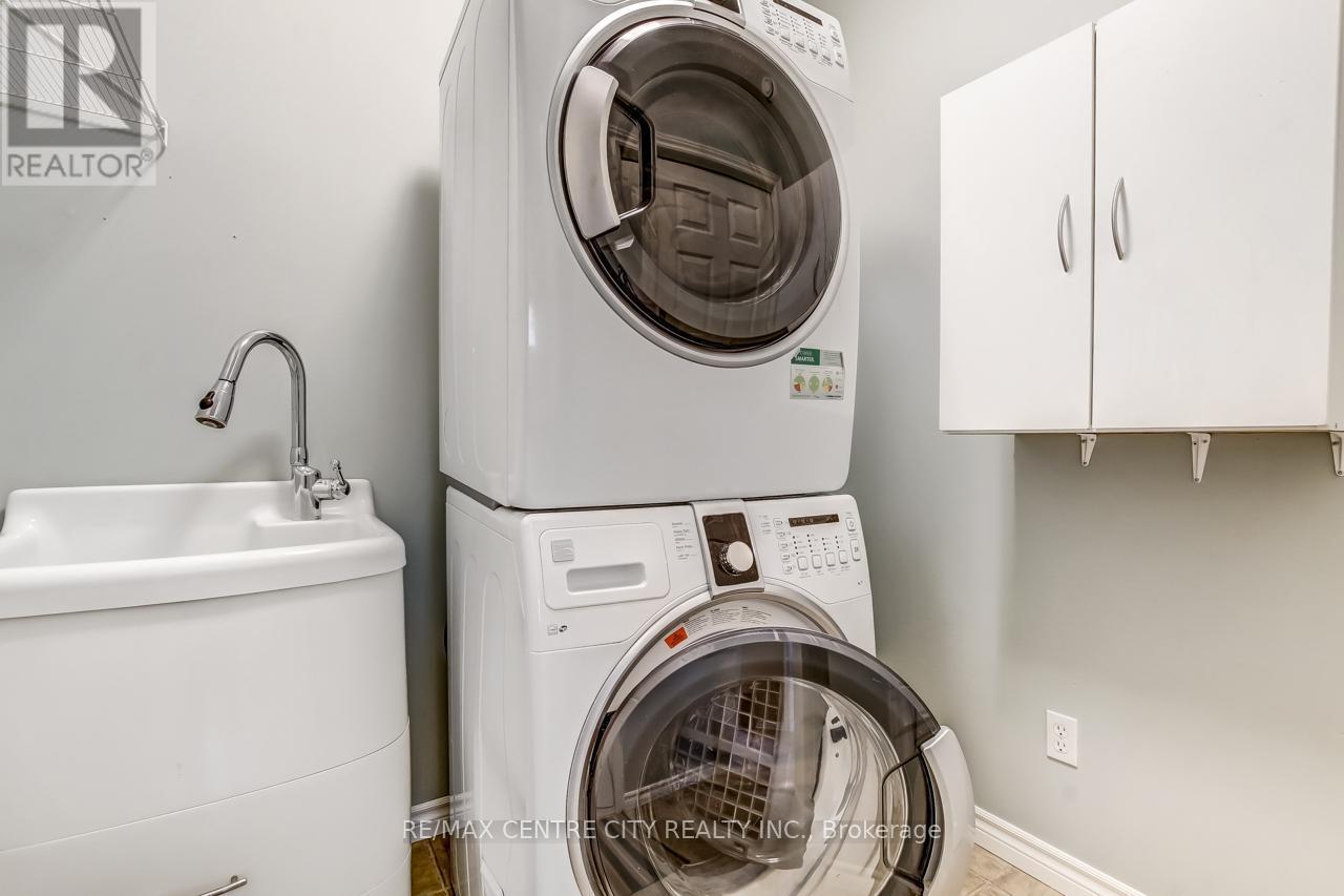 55 - 45 Lake Margaret Trail, St. Thomas, ON - Indoor Photo Showing Laundry Room