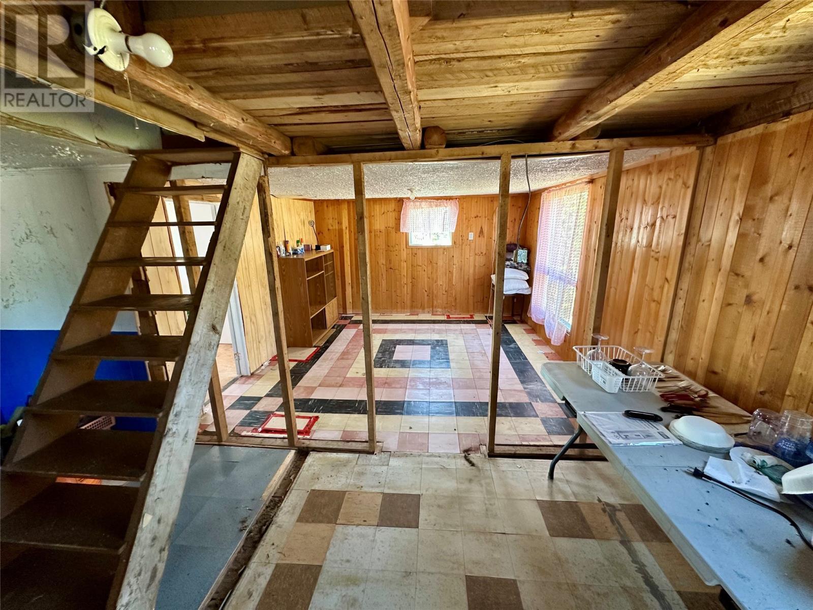 27 Village Cove Road W, Summerford, NL - Indoor