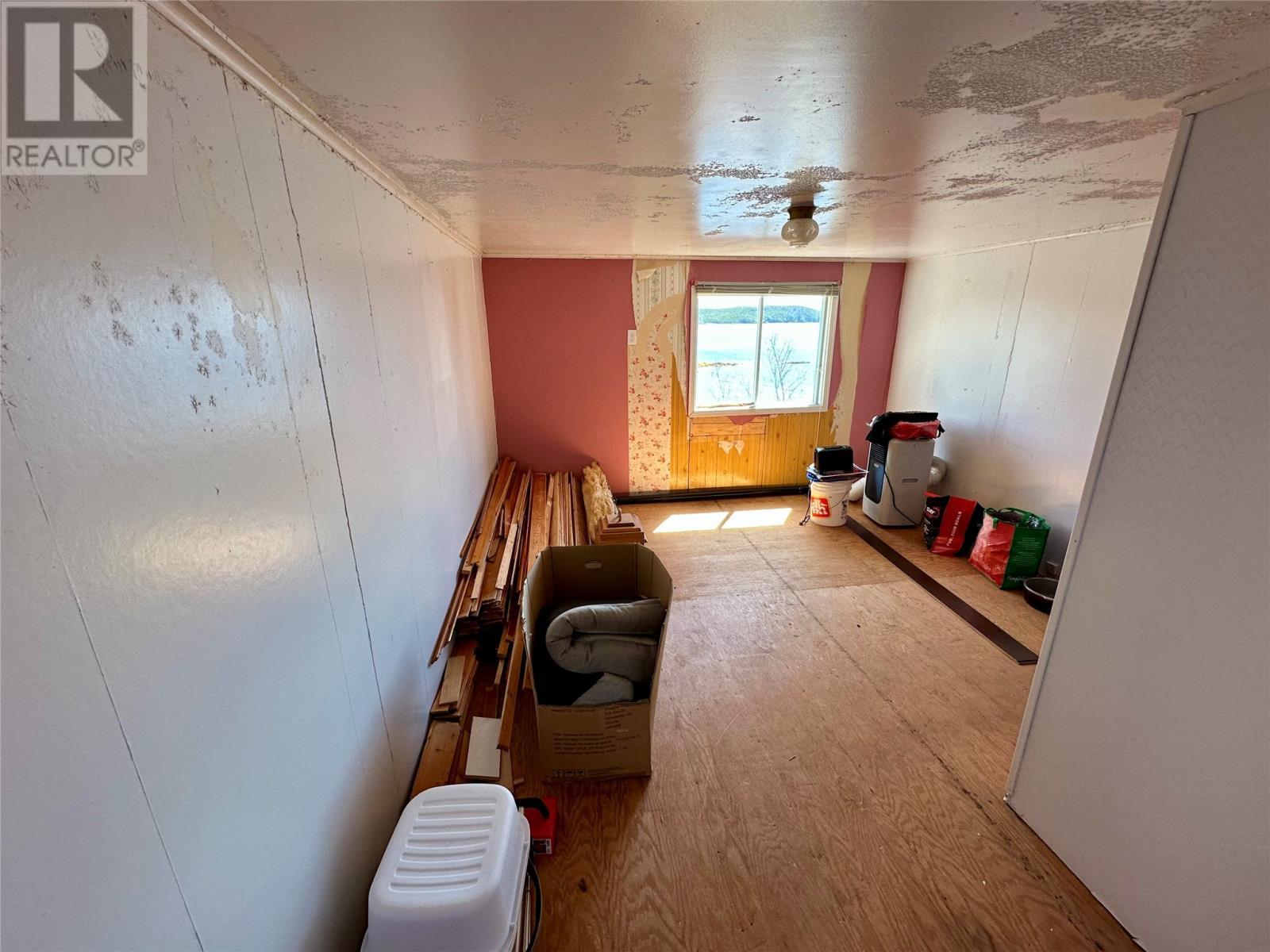 27 Village Cove Road W, Summerford, NL - Indoor Photo Showing Other Room