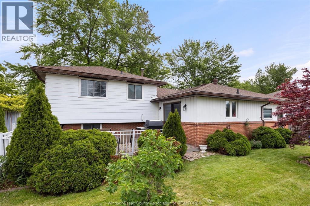 5649 Baldwin, Windsor, ON - Outdoor